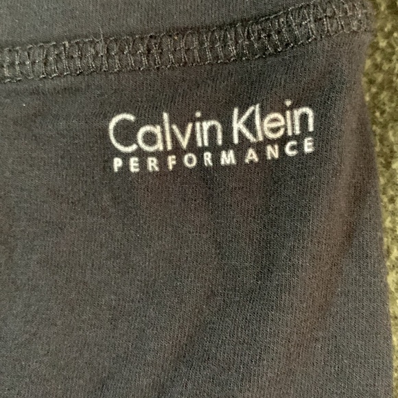 Calvin Klein Performance Quick Dry capri leggings. Size small. - Picture 2 of 6
